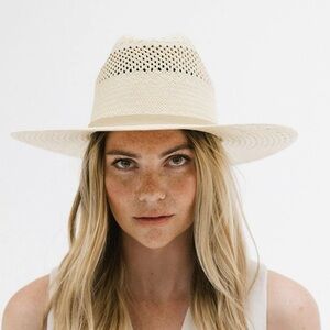 Elegant Gigi Pip Cream Wide-Brim Hat